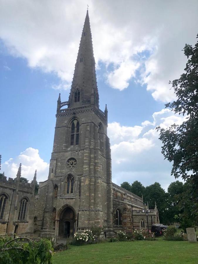 Dease Manor Lägenhet Higham Ferrers Exteriör bild