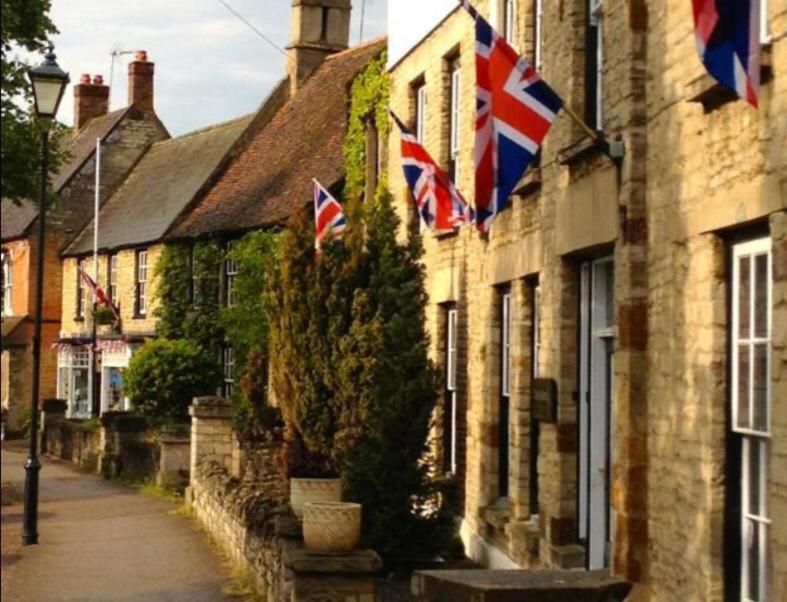 Dease Manor Lägenhet Higham Ferrers Exteriör bild